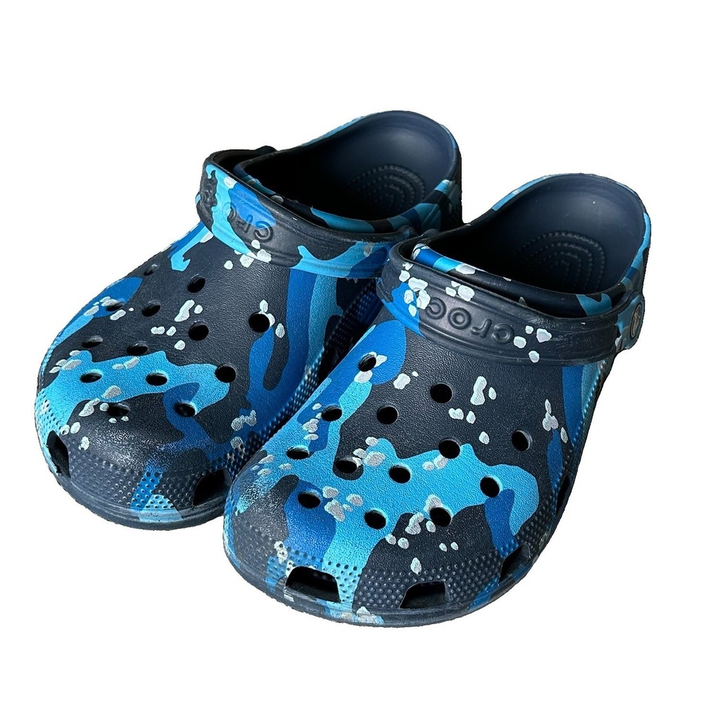 Crocs Classic Blue Camo Clogs Men's 7 Women's 9 Slip On Comfort Shoes